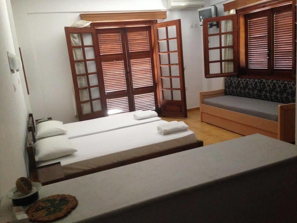 Delimaras Studios Νέα Σκιώνη Εξωτερικό φωτογραφία
